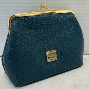 Dooney & Bourke Green Pebble Grain Leather Kiss Lock Large Gold Frame Coin Purse